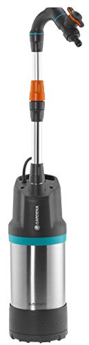 Bomba para recogida de aguas pluviales GARDENA 4700/2 inox automatic: Bomba sumergible a presión con filtro integrado, caudal 4700 l/h, carcasa acero inox, válvula para ajustar el caudal (1766-20)