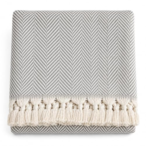 Alupedia Boho Kuscheldecke mit Quasten – Moderne Wohndecke im Fischgrät Design – Sofaüberwurf & Plaid für Couch, Bett und Wohnzimmer (Hellgrau, 160x230)