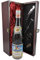 Johannisberger 1966 Nassaler Bros in einer mit Seide ausgestatetten Geschenkbox. Da zu vier Wein Zubehör, Korkenzieher, Giesser, Kapselabschneider,Weinthermometer, 1 x 750ml