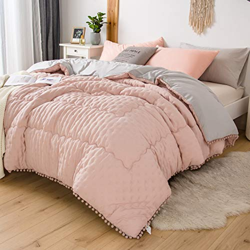 MOHAP Bettdecke 220x240cm,Bezug aus 50% Baumwolle Weiche-Steppdecke,Mikrofaser Steppdecke mit Füllgewicht Ca.2000g,Ganjahresdecke Bettdecke,Rosa/grau