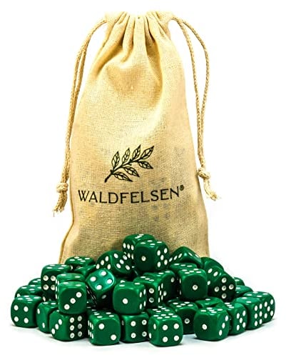 Waldfelsen 6, 12, 20, 30 oder 50 hochqualitative Würfel Standardgröße 16 mm Acrylwürfel Knobel Spielwürfel Dice 6-seitig sechsseitig Spielzubehör Set mit Stoffbeutel (Grün, 50 Stück)