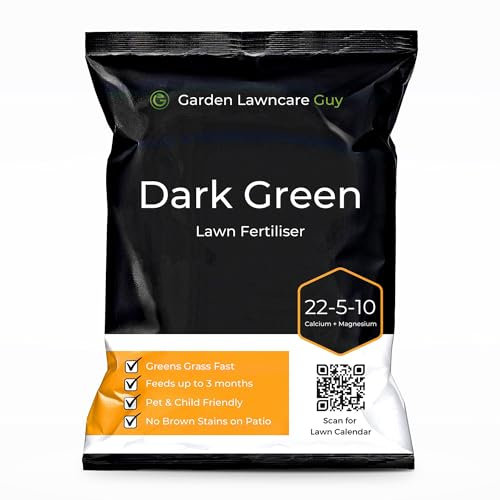 Dark Green Lawn Fertiliser - High in Nitrogen Greens Grass Fast - Feeds up to 90 Days - Child and Pet Friendly - Garden Lawncare Guy
