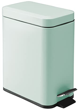 mDesign Cubo de basura con pedal, tapa e inserto de cubo de plástico para baño, cocina y oficina, cubo de basura de metal con diseño ergonómico, color verde menta