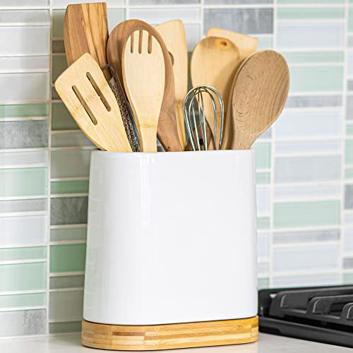 DAILY RITMO Grand porte-ustensiles de cuisine pour comptoir avec base en bois de bambou | Ustensiles de cuisine minimalistes | Pot à spatules en céramique blanche de ferme | Forme ovale cylindrique