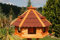 XXXL Premium Vogelhaus ⌀70x45cm mit/ohne Solar/Ständer Futterhaus Vogelvilla Vogelfutterhaus, Farbe: Rot + Solar