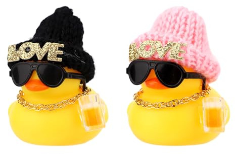 Fukaisu 2 STK Gummienten, Coole Gummienten mit Strickmütze Sonnenbrille Halskette Bierkrug Süße Auto-Deko für Verliebte Freunde und Familie