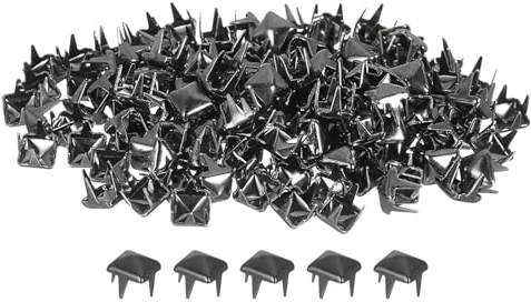 sourcing map 150Pcs Clous Pyramidaux Carrés pour Vêtements, 4 mm, Pointes à Quatre Griffes, Clous Punk Rock en Cuivre pour Sacs, Chaussures, Maroquinerie (Noir Métallique)