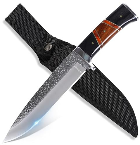 GER-SABER Outdoor Messer 31 cm – Gerade Rücken Klinge mit Hammerschlag-Optik und leichter Absenkung, Mehrschichtiger Handschutz, Rautenförmiger Rosenholz-Rinderhorn-Griff, Robuster Naturbegleiter