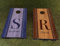Personalisierte Monogramm-Cornhole Wraps – individuelle Vinyl-Aufkleber für Cornhole Boards, wählen Sie Ihre Holzfarbe, perfekt für Hochzeiten und Familienfeiern