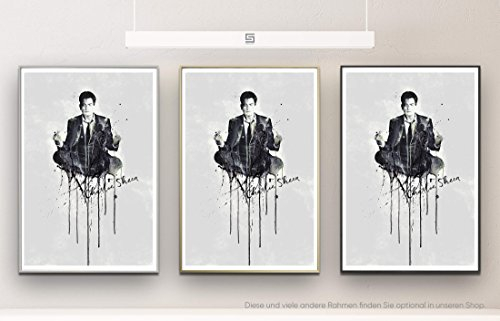 Charlie Sheen 90x60cm auf Masterclass Metallic Pearl High Gloss Photo Paper inklusive Aluminium Wechselrahmen schwarz mit Glas und Rückwand fertig gerahmt