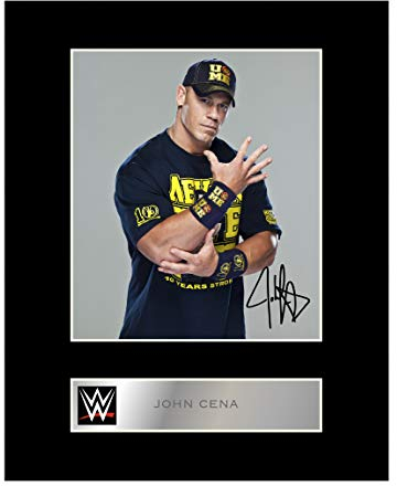 John Cena signiertes Foto mit Passepartout, WWE Autogramm, Geschenk-Bild