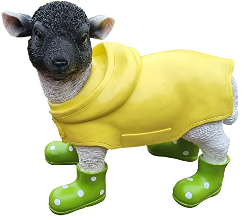 Fachhandel Plus Deko-Figur Lamm mit grüne Gummistiefel und Regenmantel lustige Tierfigur Schaf Gartendeko