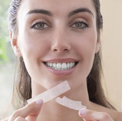 InnovaGoods Tiras blanqueadoras dientes, Efecto blanqueador dental rápido y seguro, 14 tratamientos blanqueamiento dental, Fácil colocación y extracción.