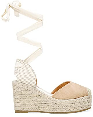 BOSANOVA Alpargatas confeccionadas en Ante con Detalle de Escote corazón, Puntera en Rafia y cuña de Esparto de 8.5 cm. Cierre con Cordones Lace- up. Calzado para Mujer Arena 39