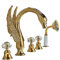 Wannenarmatur Gold Schwan Badewannenarmatur mit Handbrause, 3 Griffe 5 Löcher Wannenbatterie Messing Badewanne Wasserhahn Deck Montiert Wannenmischer mit Kaltes und Heißes Wasser
