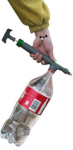 Getränkeflaschensprüher, tragbarer Gartensprüher Gartensprinkler Pumpsprüher mit verstellbarer Bewässerungsdüse für Rasen und Garten, Grasbewässerungssprinkler-Werkzeug (1 Stück)