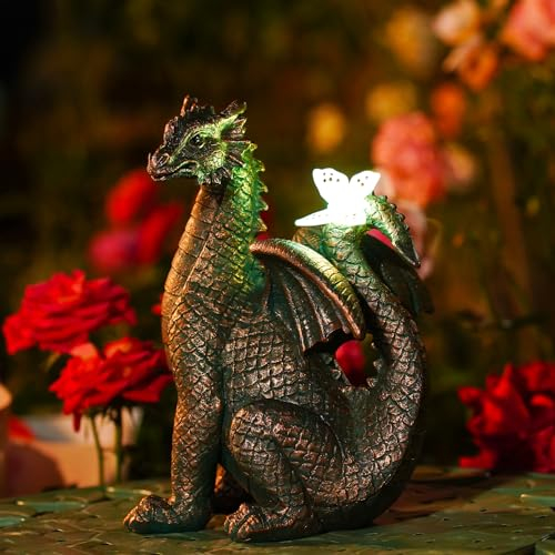 Yeomoo Drachen Figuren mit Solar Schmetterling Deko für Zimmer Gartendeko: Drachen Gartenfiguren Lustige Geschenke für Männer Frauen Mama Papa Wasserdicht für Draußen Garten Balkon Zimmer Deko Kupfer