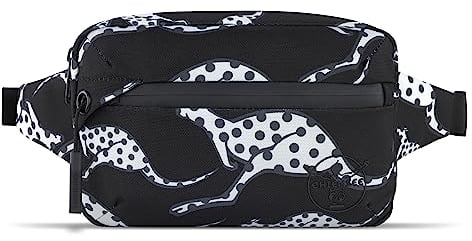 Chiemsee Jump N Fly Gürteltasche, Hüfttasche Reise und Alltag aus recyceltem PET, Schwarz
