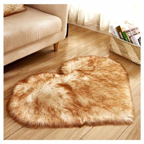 SHTGOI Fellteppich Herzförmig Flauschiger Teppich Weicher Zottelteppich Lammfell Schaffell Teppich Kunstfell Stuhlkissen Tannenbaum Matte für Wohnzimmer Sofa Schlafzimmer Boden 70 * 90cm Weiß-gelb