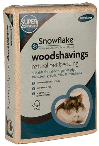 Pluto Packaging Natural Dust Extracted Pet Bedding Soft Wood Shavings Ideal For Hamster, Mouse & Rabbits (Extra Large 7.5kg, 1 Bag)