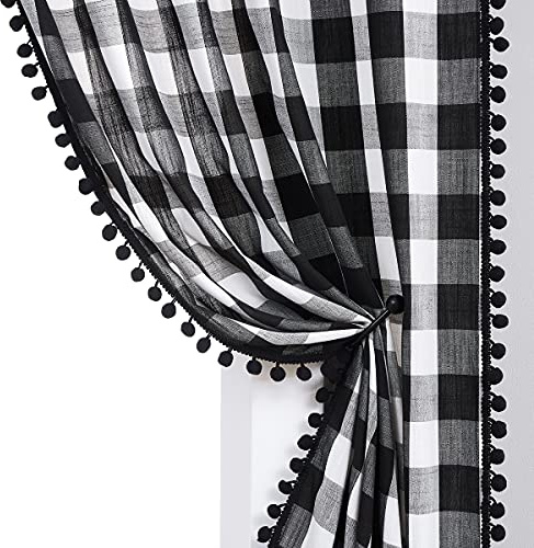 Treatmentex Pompon-Vorhänge, kariert, 160 cm, Weiß/Schwarz, Büffelkariert, für Wohnzimmer, rustikales Bauernhaus, halbtransparent, Gingham-Karo, Kinderzimmer, 2 Vorhänge