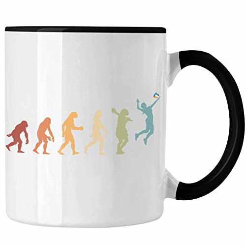 Trendation - Volleyball Geschenk Tasse Evolution Coach Herren Mädchen Kaffee Zubehör Volleyball-Spieler Spielerin (Schwarz)