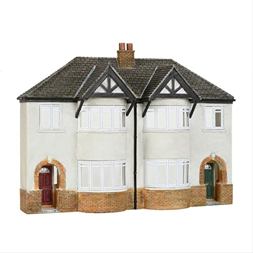 Bachmann 44-0206 Scenecraft Low Relief 30s Semi Detached Houses (Pre-Built)