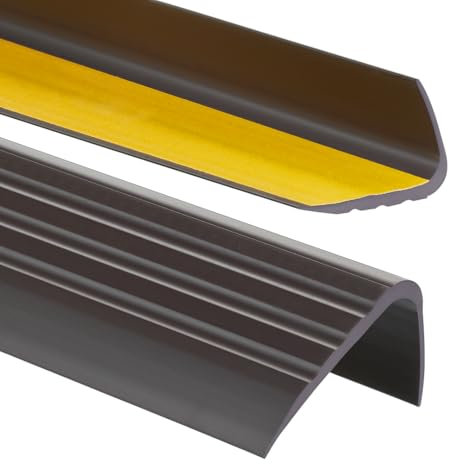 PerfectPVC PVC Treppenkantenprofil selbstklebend 65x40mm 1,00m Antirutsch-Profil Treppenprofile Kantenschutz Winkelprofil aus Kunststoff für Treppenstufen Treppen Dunkelbraun