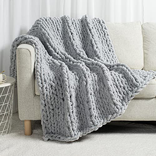 Carriediosa Chunky Knit Throw Blanket 60 x 80 Double Bed 100% Handmade Large Chenille Loop Yarn Soft Fluffy Throws for Couch Sofa Bed Large Crocheted Cozy