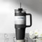 E&C Life Botella con pajita, taza térmica de 1,4 l y termo para coche, taza térmica portátil para coche, sin BPA, perfecta para bebidas calientes y frías