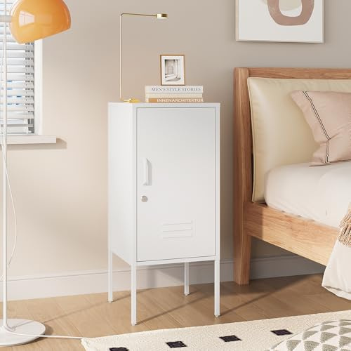 [en.casa] Table de Chevet Table de Nuit Petite Armoire Meuble de Rangement avec Poignée à Gauche Porte Verrouillable Pieds Réglables Fentes d'Aération pour Chambre Bureau Acier 82 x 35 x 35 cm Blanc