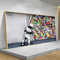 „Hinter dem Vorhang“-Gemälde auf Leinwand, Graffiti-Straßenkunst, Banksy-Graffiti-Kunst, Wandkunst, Bilder für Heimdekoration, fertig zum Aufhängen, 60x120 cm, schwarzer Rahmen