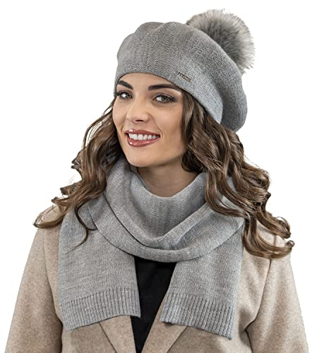 Vivisence Elegantes Damen Winter Set Aus Baskenmütze Mit Bommel Und Schal Aus Warmem Garn Mit Wollzusatz Perfekte Für Elegante Und Sportliche Outfits Ideal Für Kalte Wintertage, Hellgrau,Einheitsgröße