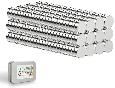UTOMAG 300 Stück Magnete 3x1mm, Mini Rounde Neodym Magnete Extra Stark Kleine Powermagnete für Kühlschrank, Magnettafel Whiteboard, Fotos, Pinnwand, Büro, Schule, Küche