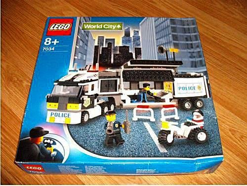 LEGO World City 7034 - Überwachungs- und Abhörtruck