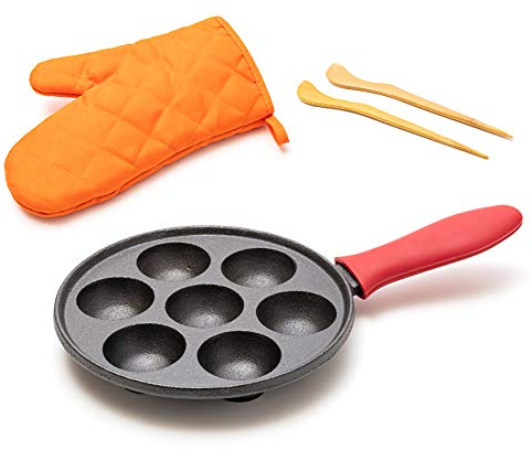 KUHA Aebleskiver Pfanne aus Gusseisen für authentische dänische gefüllte Pfannkuchen – komplett mit Bambusspießen, Silikongriff und Ofenhandschuh