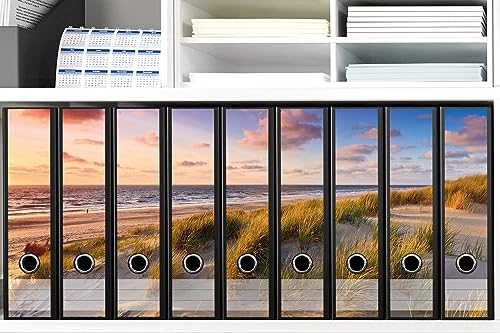 Wallario Ordnerrücken Sticker Abendspaziergang am Strand - Sonnenuntergang über dem Meer - Größe 9 Stück, Rückenschilder für 9 breite Ordner, Klebeetiketten
