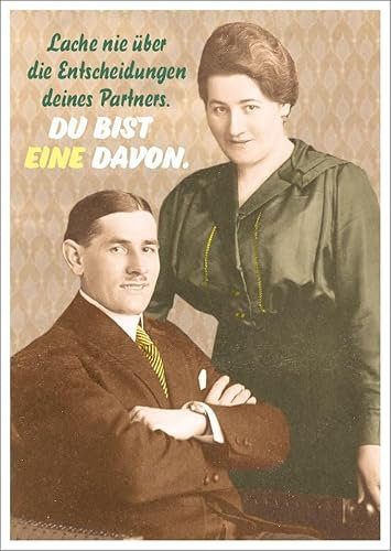 Lustige Vintage Postkarte: 'Lache nie über die Entscheidungen deines Partners – Du bist eine davon', Retro Paar, Humorvolle Karte, Witziges Geschenk.