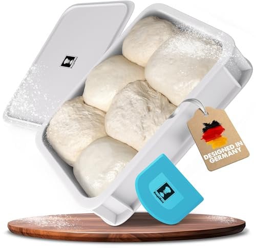 DoughMate Pizzaballenbox mit Deckel 40x30x7, Pizzateig platzsparend gären, Gärbox, Pizzateigbox, Teigbox für Pizzateig, Teigwanne, Pizza Teig Box lebensmittelecht inkl. gratis Teigschaber