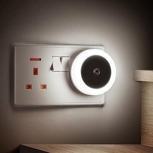 Briignite Night Light, Night Light Plug in Wall [2Pack], LED Nightlight with Light Sensors, Daylight White 5000K 0.6W for Kids Room, Bathroom, Stair, Hallway