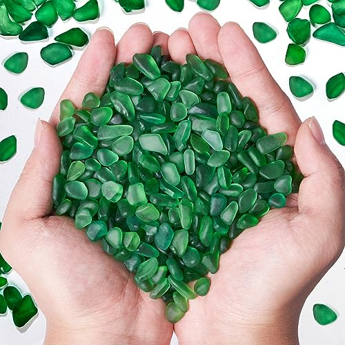 QEQEKAKA Sea Glass Stones for Crafts About 1LB (405g/14.28oz) Green Glass Pebbles Gemstones Bulk for Aquarium Rocks Fish Tank Gravel Green Filler for Vases Centerpieces