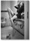 Sexy Raucher Frau in der Badewanne Kunstdruck Schwarz Weiß Leinwand Malerei Poster Vintage Badezimmer Wandbilder for Raumdekor(D,30x40cm No Frame)