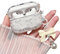 MINSCOSE Kompatibel mit AirPods Pro 2 Klar Hülle,Niedliche Schleife Muster Kawaii Ribbon Mädchen Design mit Bogen Perle Schlüsselanhänger,Weiche TPU schützende stoßfeste Hülle für AirPods Pro 2-Weiß