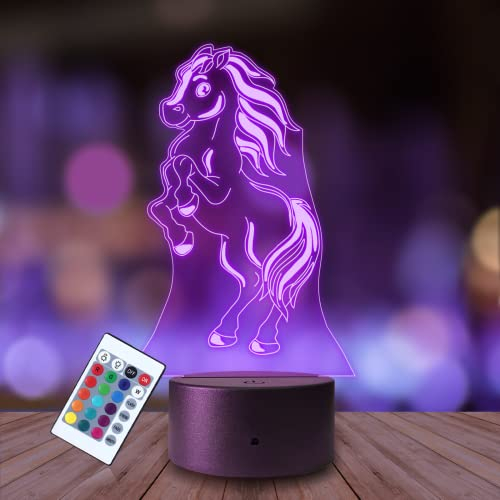 Plexido Nachtlicht Pferd Reiten Pferdeställe Illusion Lampe 3D Nachttischlampe Geschenk für Kinder Personalisiert Graveur Weltraum Kinderzimmer LED Licht Fernbedienung 16 Farbwechsel Wohnzimmer