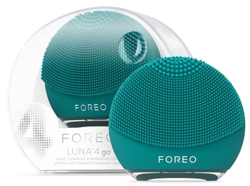 FOREO LUNA 4 go Gesichtsreinigungsbürste & straffende Massage - Premium Hautpflege - Verbessert Aufnahme von Gesichtspflegeprodukten - Einfache Hautpflege-Tools - Für alle Hauttypen - Evergreen