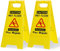 Warnschild mit Aufschrift Caution Wet Floor, gelb, zweisprachige Warnschilder, für den gewerblichen Gebrauch, ein faltbares Schild zur potenziellen Gefahr, 2 Stück.