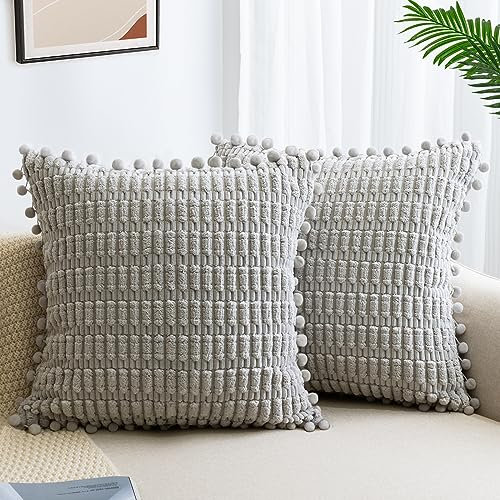 ZWJD 2er Set Beige Kissenbezug 55x55 Kordsamt Sofakissen Weiche Kissenhülle Boho Kissenbezüge Dekokissen Moderne Kissen Deko für Couch Schlafzimmer Zuhause Auto Dekor Zierkissenbezüge Grau