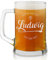 Maverton Bierkrug mit Gravur - Personalisierte Geschenke Männer - 500 ml - Weihnachtsgeschenke - Geburtstagsgeschenk für Herren Bierglas Papa - Geschenkidee für Bierfreunde - Freund