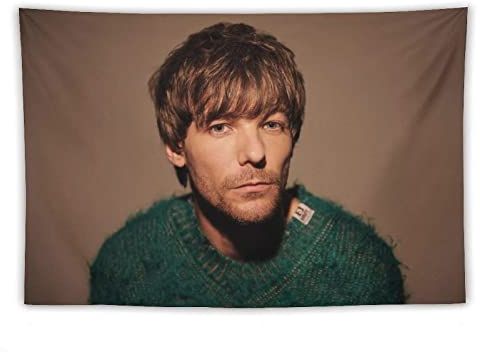 QINGRONG Louis Tomlinson Sänger Schauspieler Poster Polyester Tapisserie Wandkunst Druck Geschenk Bild Gemälde Wandteppiche Kunstwerk Schlafzimmer Wohnkultur 152,4 x 228,6 cm