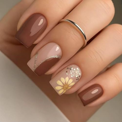 Celblisora Lot de 24 faux ongles courts carrés à presser pour l'automne et l'hiver avec motif marguerite jaune rayé marron
